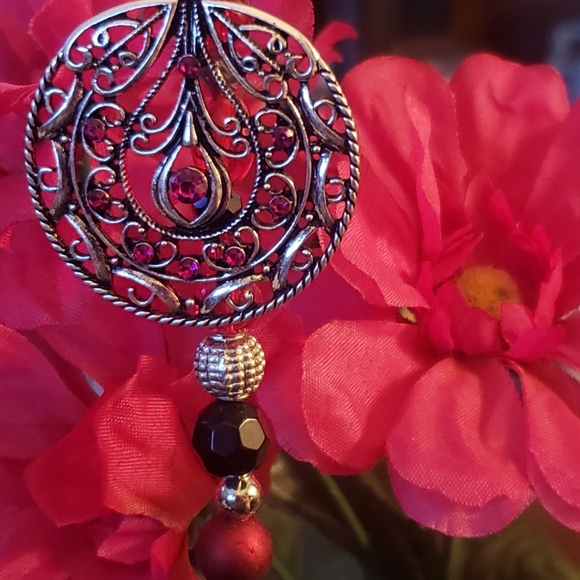 Red, Silver & Black Hand Crafted Beaded Keychain - Picture 5 of 8